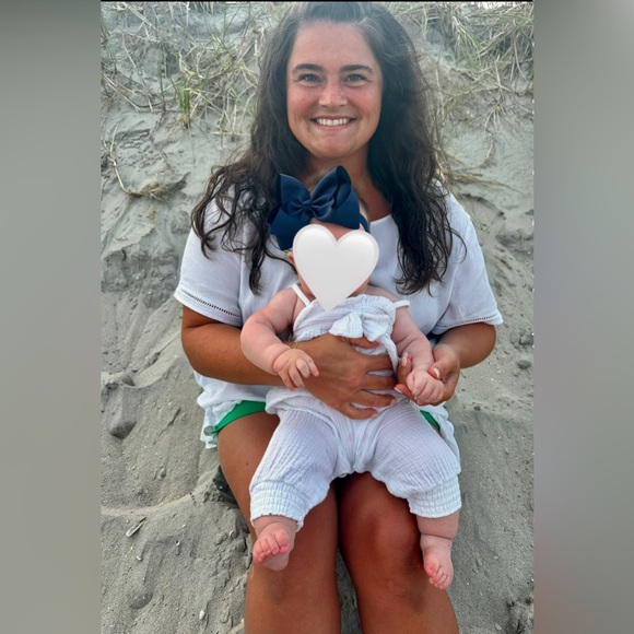 Meet your Posher, Alyssa - Picture 1 of 1